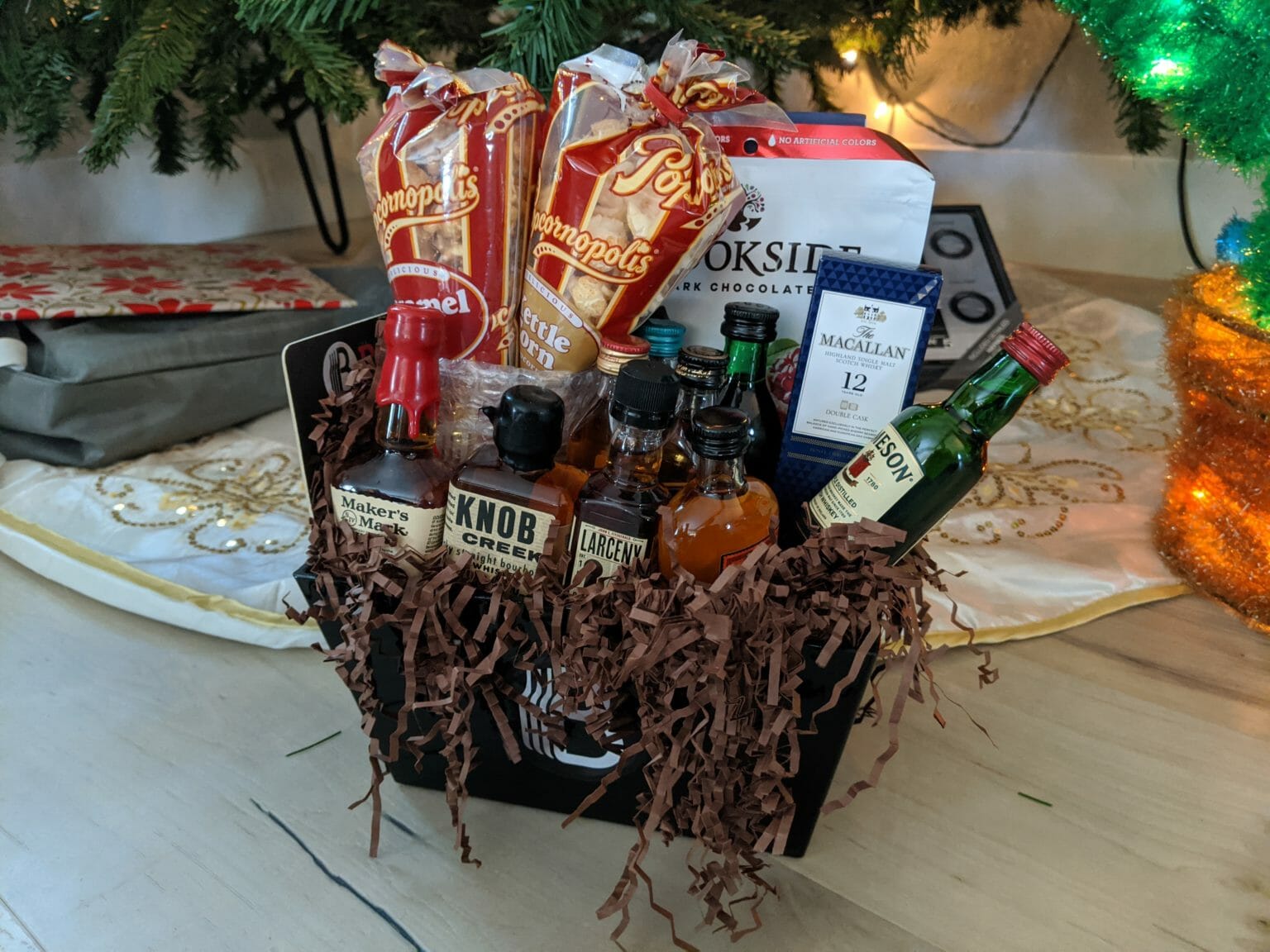 Review BroBasket Ultimate Whiskey Sampler ThirtyOne Whiskey
