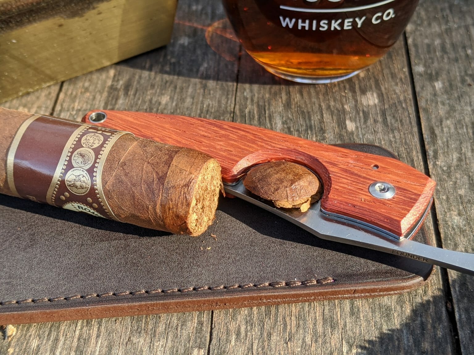 Review Les Fines Lames Le Petit Cigar Cutter Knife ThirtyOne Whiskey