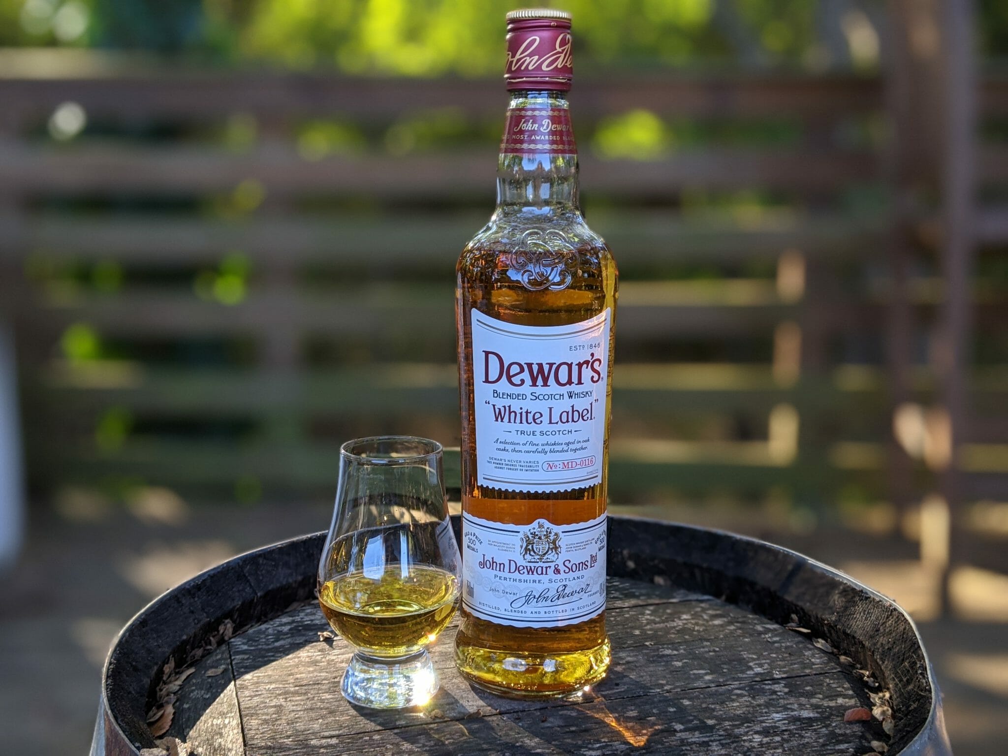 Whisky Review Dewar’s White Label Blended Scotch Whisky ThirtyOne