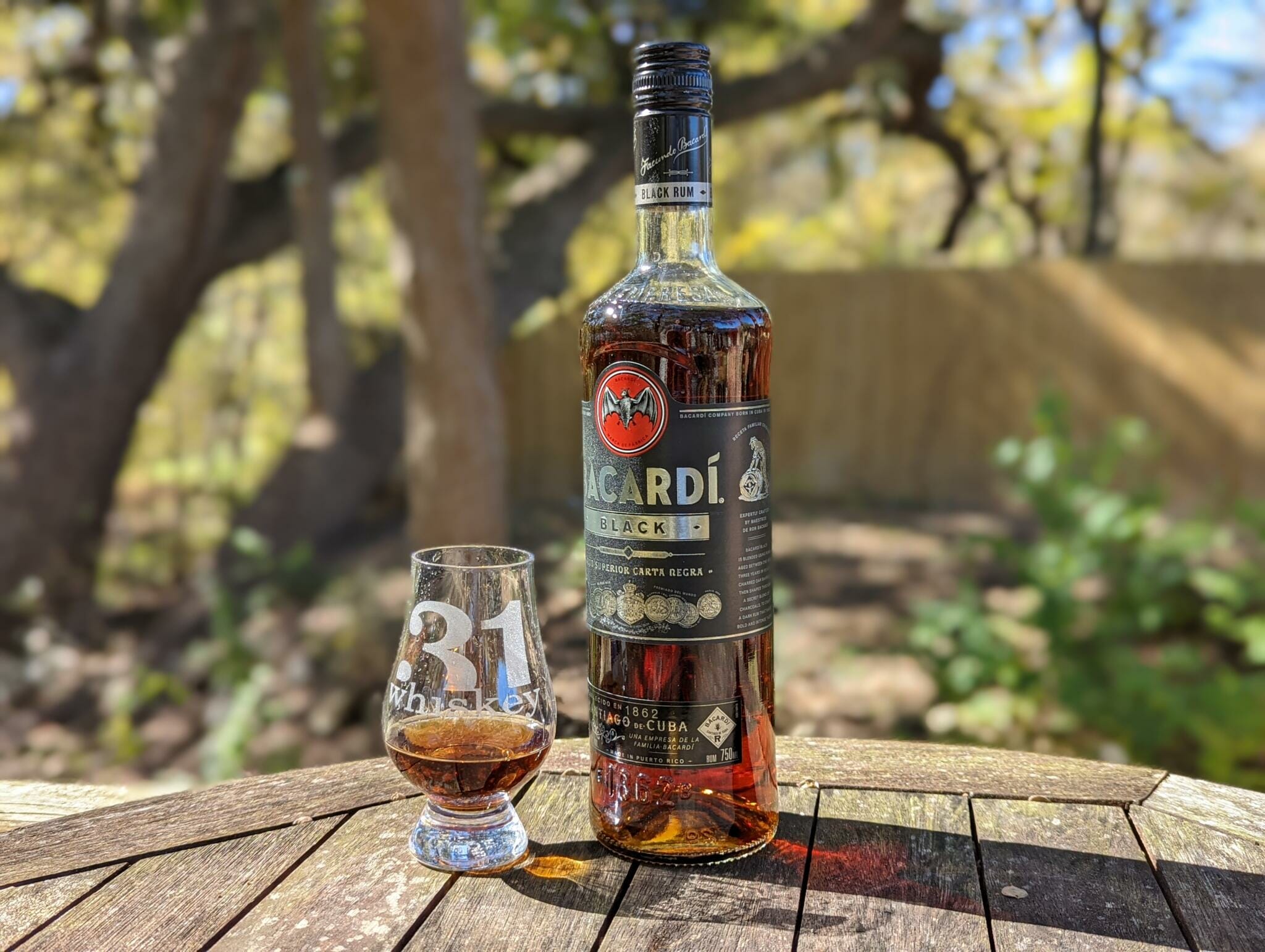Review Bacardi Black Rum ThirtyOne Whiskey