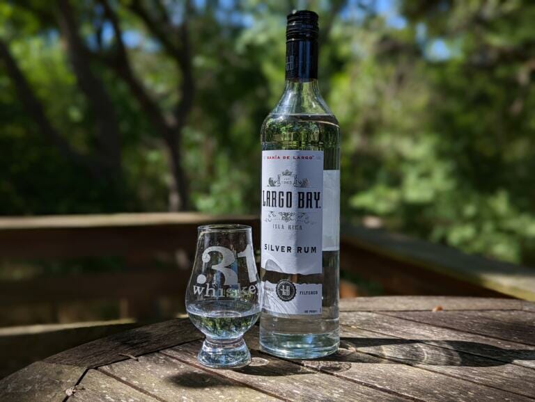 Review Largo Bay Silver Rum ThirtyOne Whiskey
